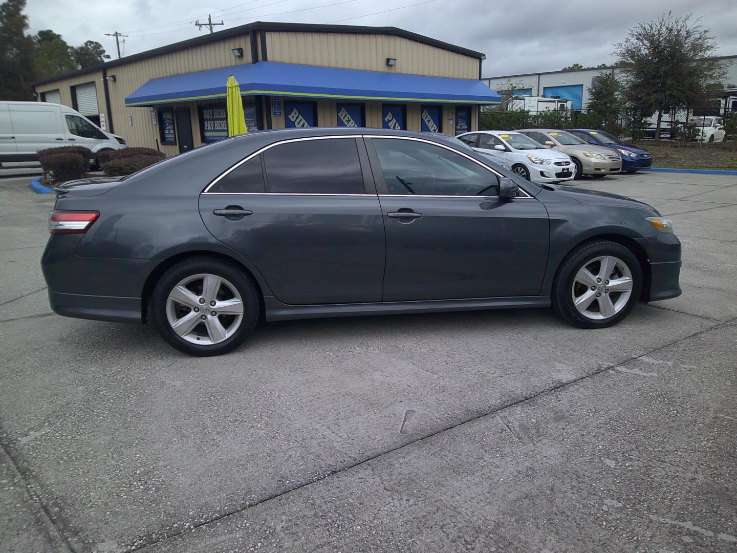 2011 GRAY TOYOTA CAMRY BASE; SE; LE; (4T1BF3EK7BU) , located at 390 Hansen Avenue, Orange Park, FL, 32065, (904) 276-7933, 30.130497, -81.787529 - Photo#2